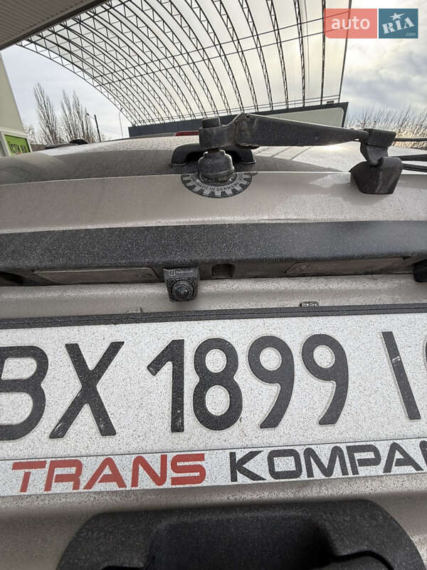 Внедорожник / Кроссовер Jeep Grand Cherokee 2004 в Каменец-Подольском