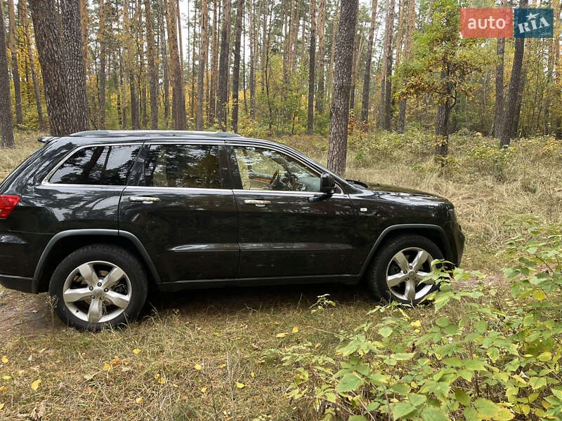 Внедорожник / Кроссовер Jeep Grand Cherokee 2011 в Киеве фото 5 Внедорожник / Кроссовер Jeep Grand Cherokee 2011 в Киеве