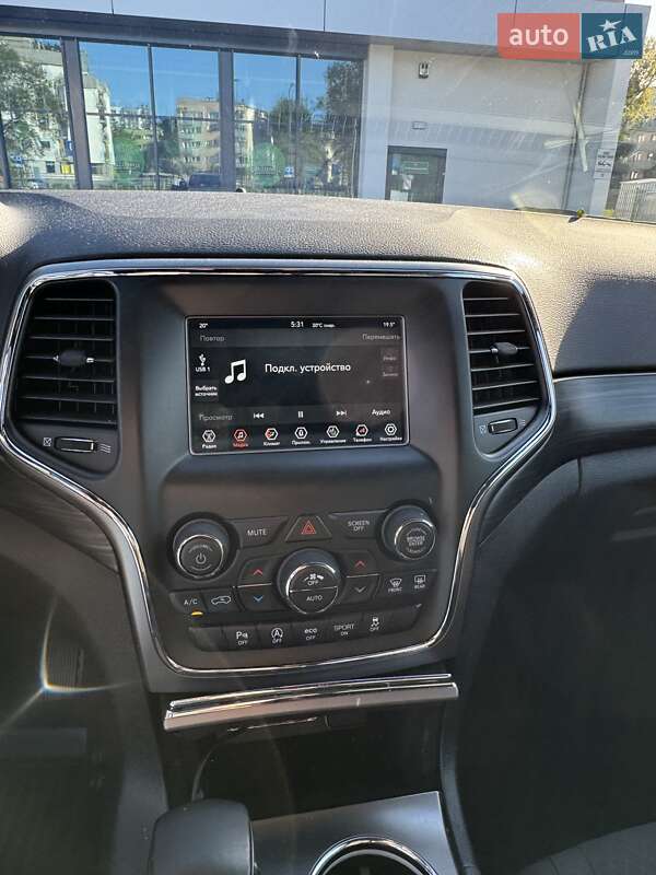 Внедорожник / Кроссовер Jeep Grand Cherokee 2018 в Киеве