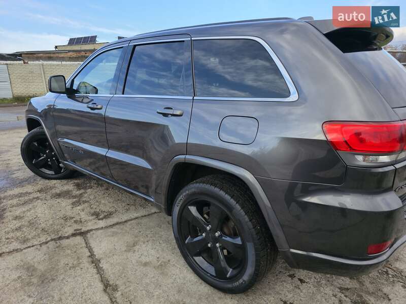 Внедорожник / Кроссовер Jeep Grand Cherokee 2014 в Харькове
