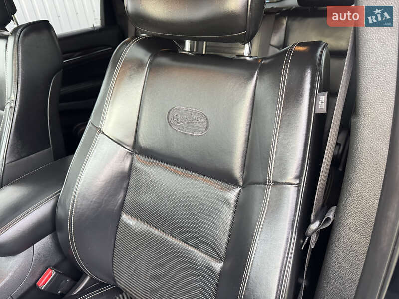 Внедорожник / Кроссовер Jeep Grand Cherokee 2016 в Киеве