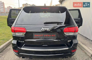 Внедорожник / Кроссовер Jeep Grand Cherokee 2016 в Киеве