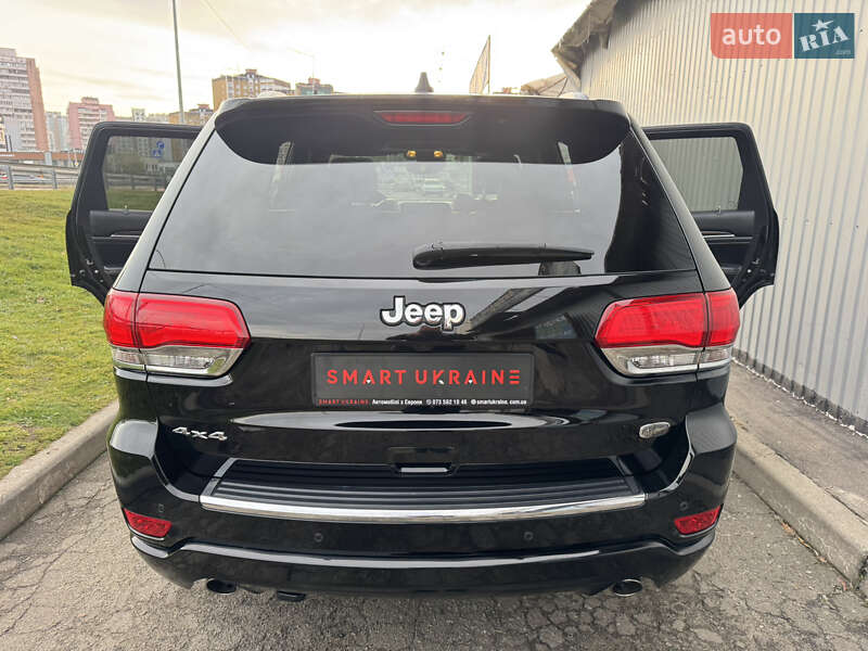 Внедорожник / Кроссовер Jeep Grand Cherokee 2016 в Киеве