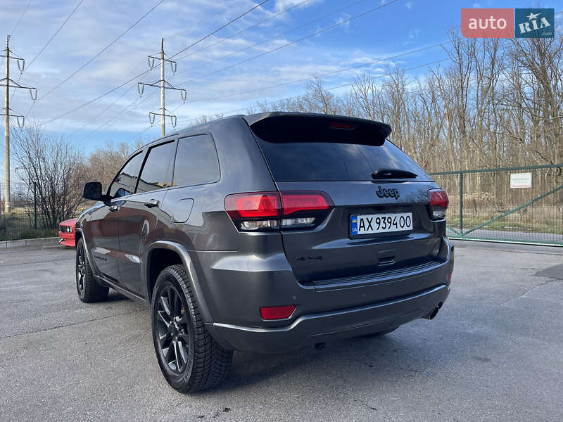 Внедорожник / Кроссовер Jeep Grand Cherokee 2019 в Харькове