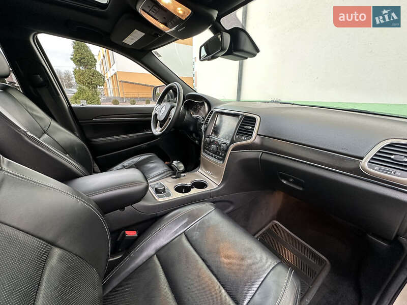 Внедорожник / Кроссовер Jeep Grand Cherokee 2013 в Ровно