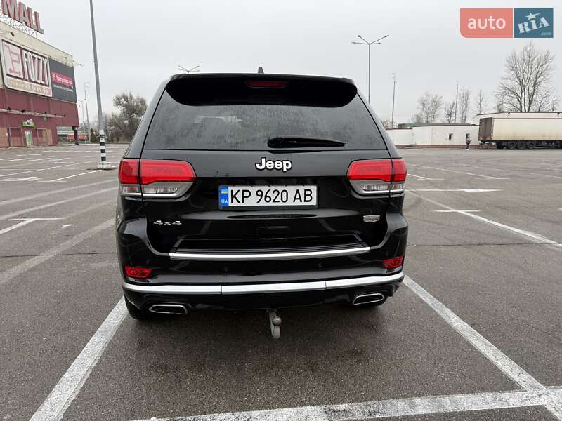 Внедорожник / Кроссовер Jeep Grand Cherokee 2019 в Киеве