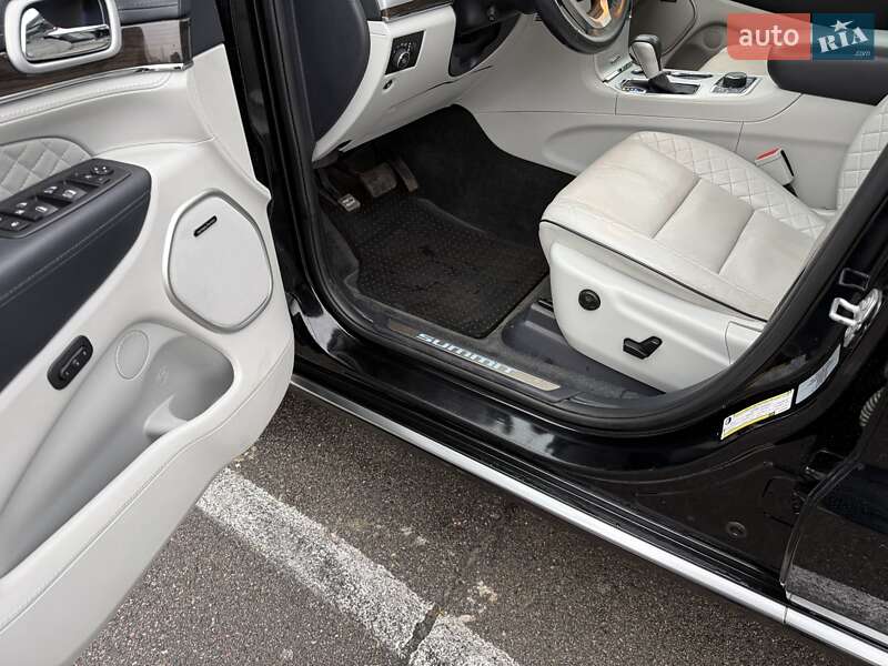 Внедорожник / Кроссовер Jeep Grand Cherokee 2019 в Киеве