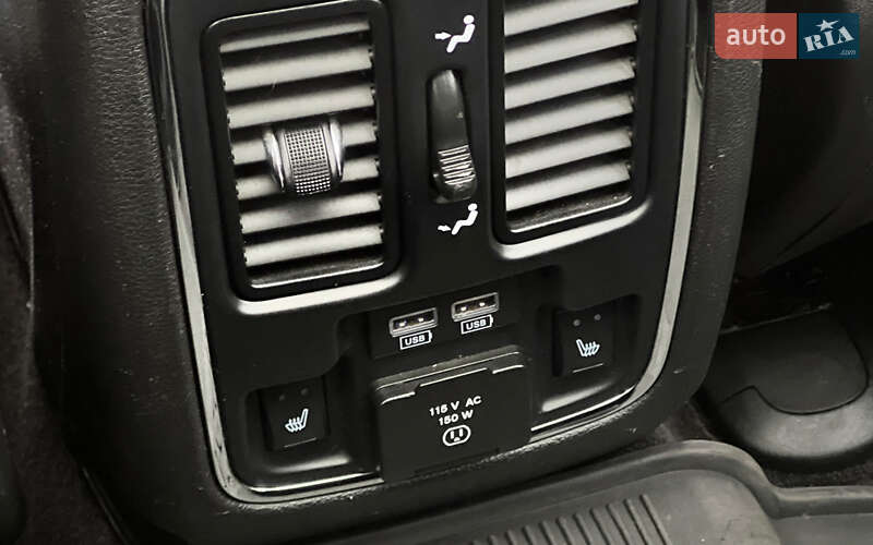 Внедорожник / Кроссовер Jeep Grand Cherokee 2014 в Львове