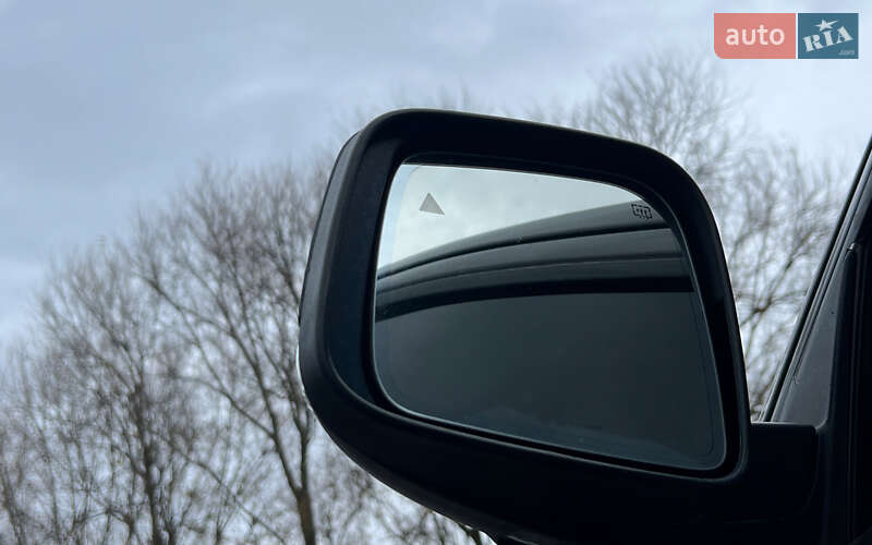 Внедорожник / Кроссовер Jeep Grand Cherokee 2014 в Львове