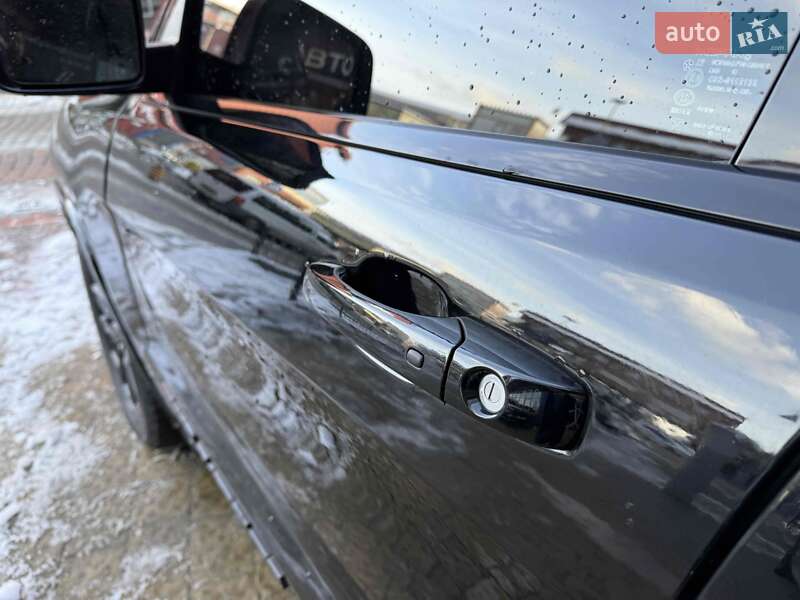 Позашляховик / Кросовер Jeep Grand Cherokee 2018 в Львові