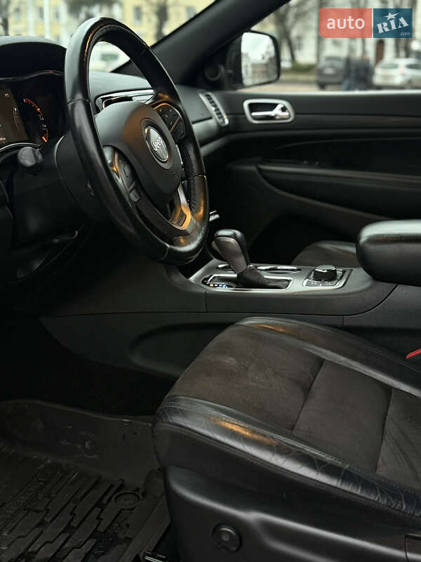 Позашляховик / Кросовер Jeep Grand Cherokee 2019 в Хмельницькому фото 22 Позашляховик / Кросовер Jeep Grand Cherokee 2019 в Хмельницькому