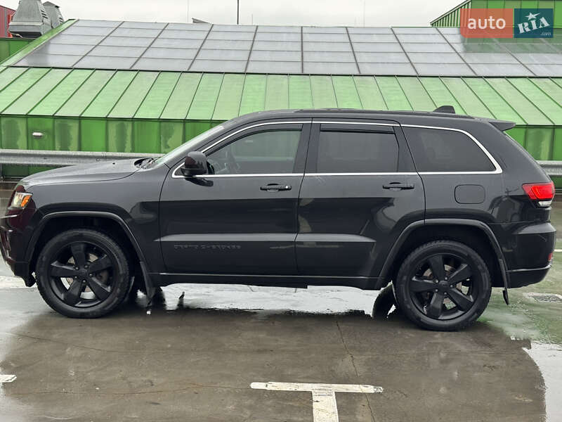Внедорожник / Кроссовер Jeep Grand Cherokee 2015 в Киеве