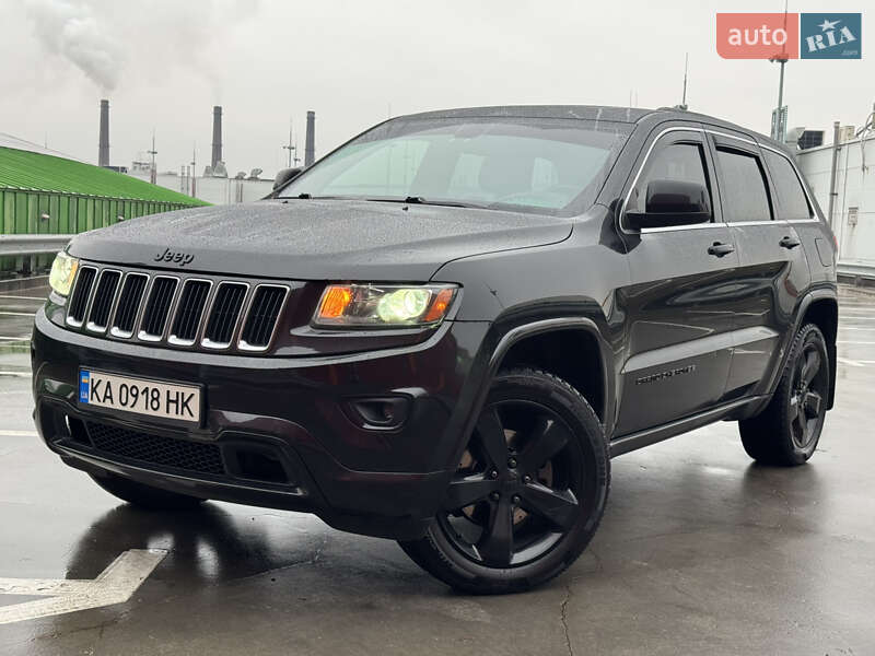 Внедорожник / Кроссовер Jeep Grand Cherokee 2015 в Киеве