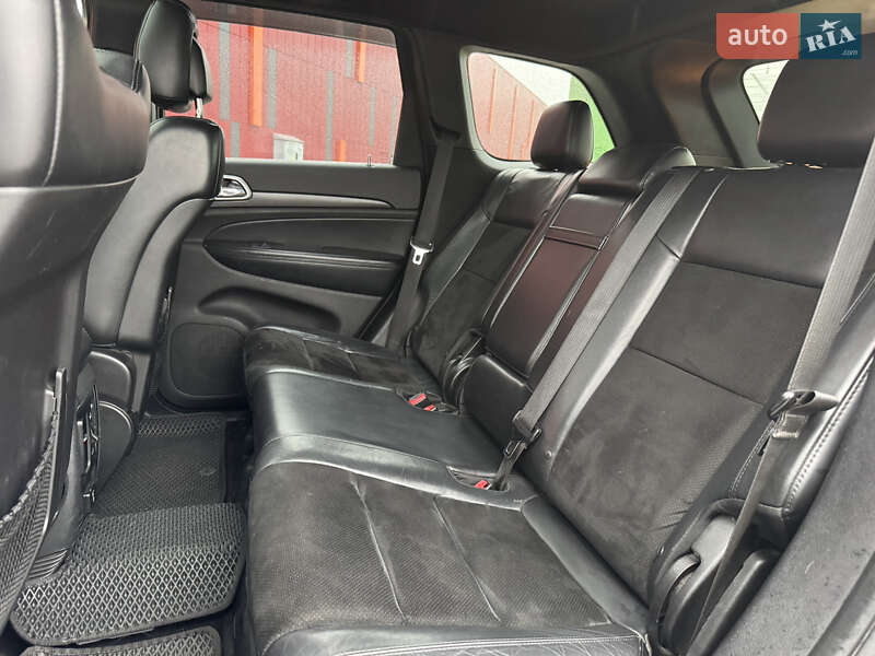 Внедорожник / Кроссовер Jeep Grand Cherokee 2015 в Киеве
