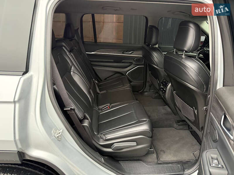 Внедорожник / Кроссовер Jeep Grand Cherokee 2021 в Киеве