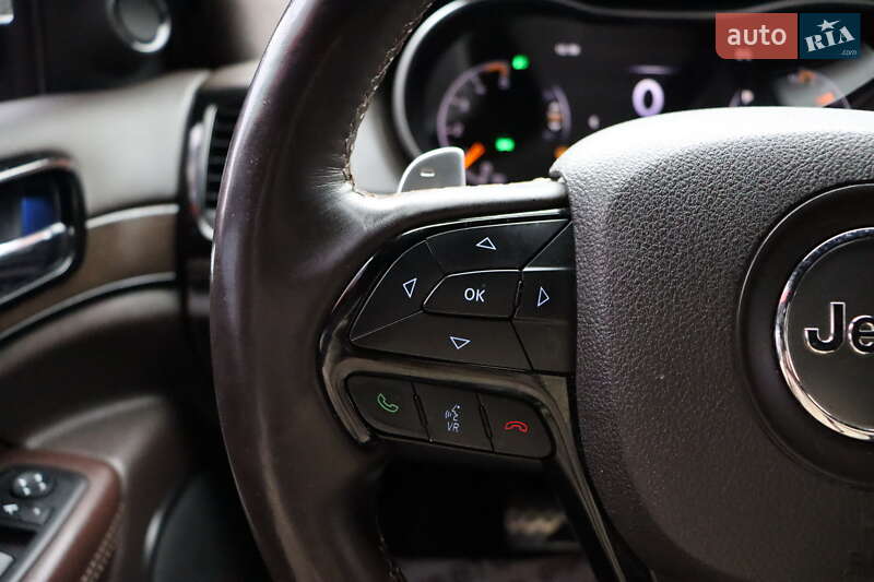 Внедорожник / Кроссовер Jeep Grand Cherokee 2014 в Львове