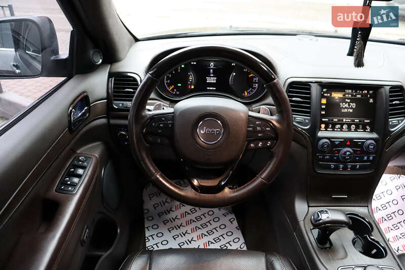 Внедорожник / Кроссовер Jeep Grand Cherokee 2014 в Львове