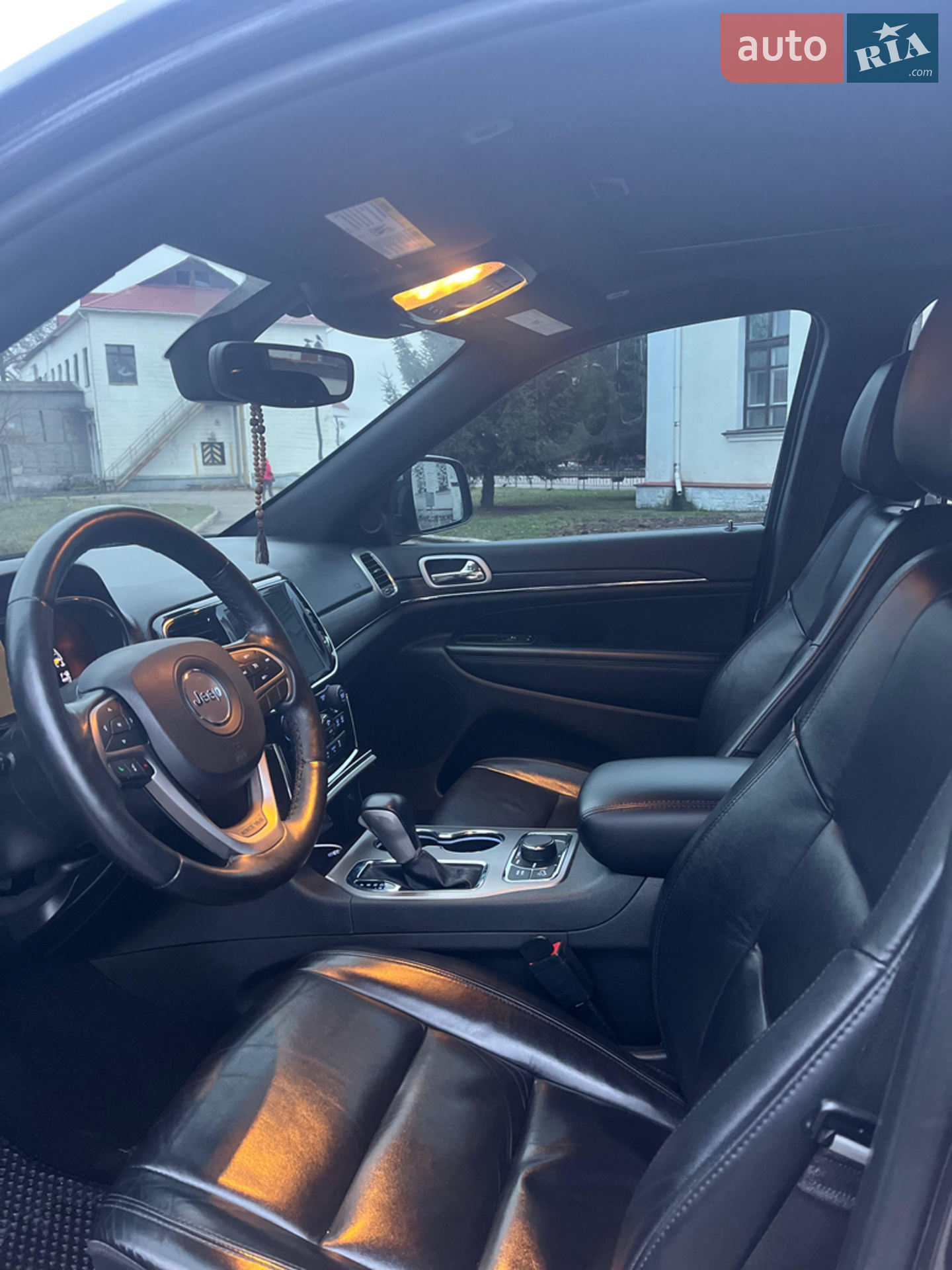 Jeep Grand Cherokee 2021 VIN 1C4RJFBGXMC802481 фото оголошення 9 з 26