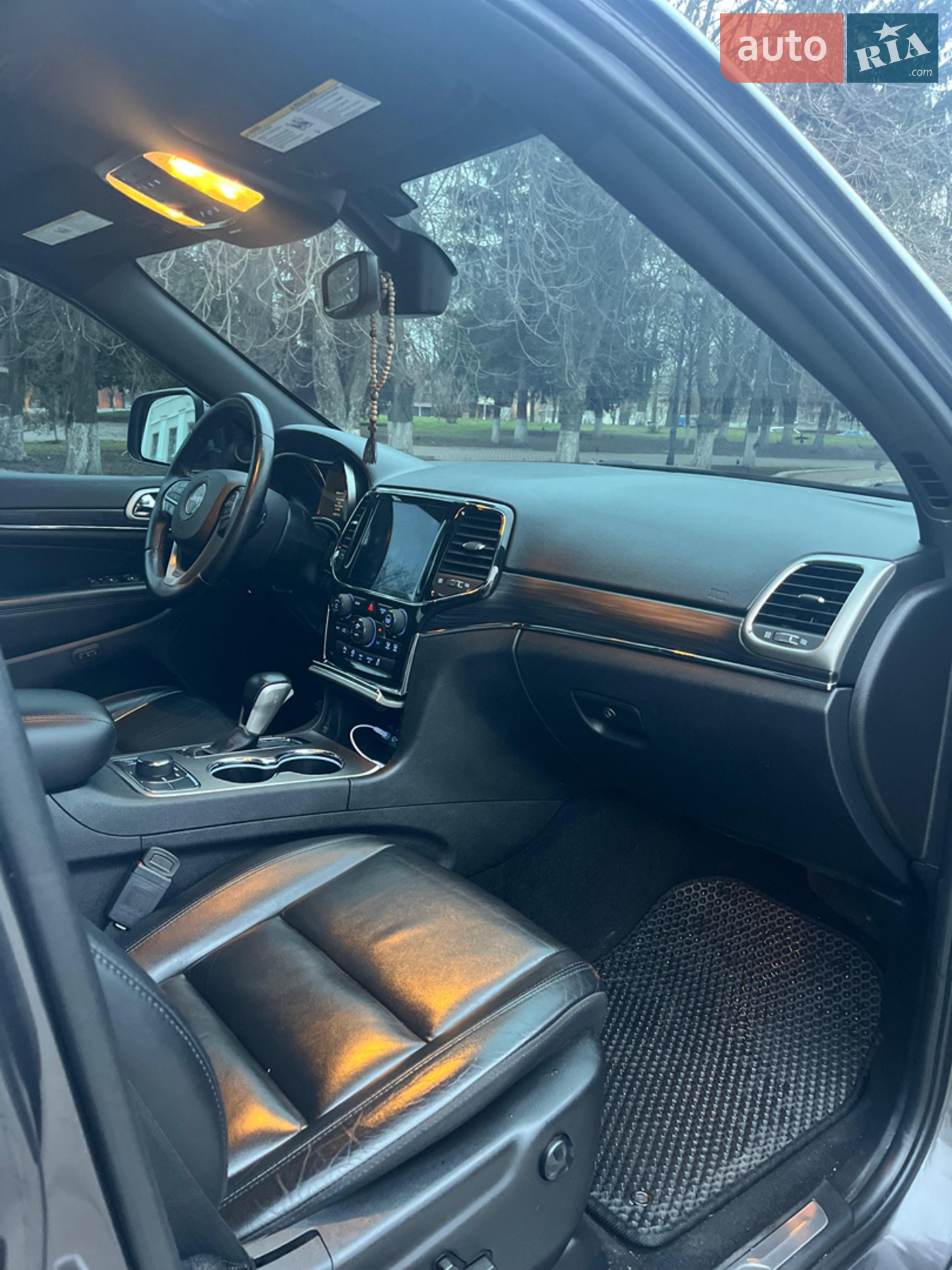 Jeep Grand Cherokee 2021 VIN 1C4RJFBGXMC802481 фото оголошення 12 з 26