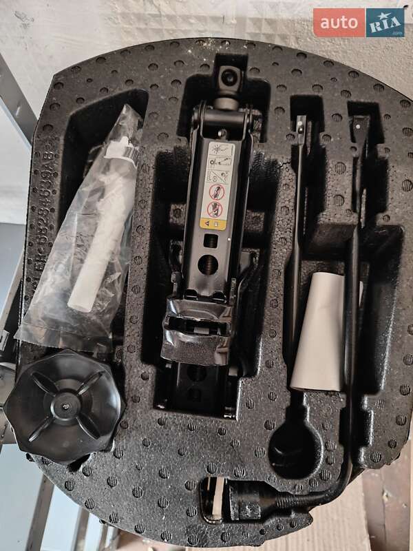 Внедорожник / Кроссовер Jeep Grand Cherokee 2018 в Киеве