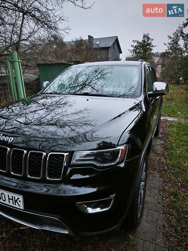 Внедорожник / Кроссовер Jeep Grand Cherokee 2018 в Киеве