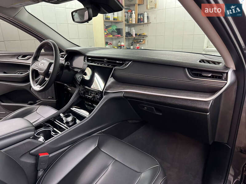 Внедорожник / Кроссовер Jeep Grand Cherokee 2023 в Киеве фото 57 Внедорожник / Кроссовер Jeep Grand Cherokee 2023 в Киеве