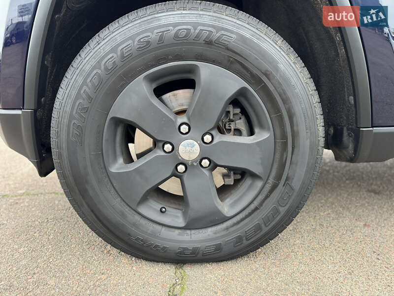 Внедорожник / Кроссовер Jeep Grand Cherokee 2012 в Киеве фото 13 Внедорожник / Кроссовер Jeep Grand Cherokee 2012 в Киеве