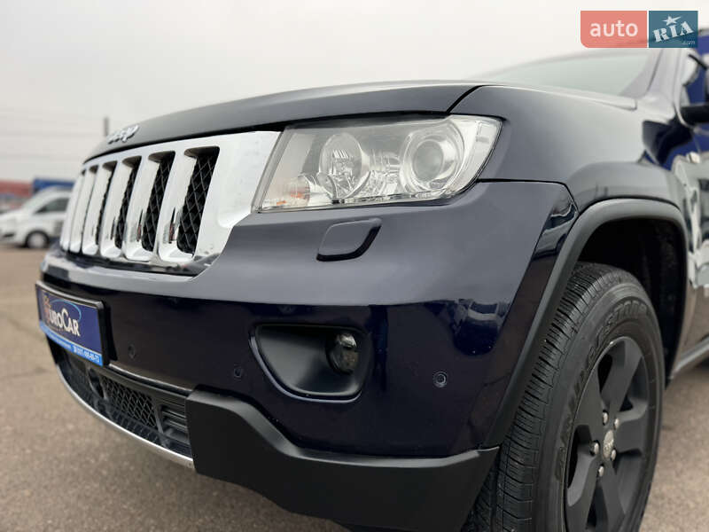 Внедорожник / Кроссовер Jeep Grand Cherokee 2012 в Киеве фото 16 Внедорожник / Кроссовер Jeep Grand Cherokee 2012 в Киеве