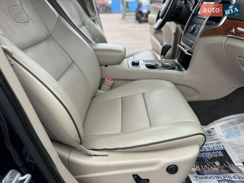 Внедорожник / Кроссовер Jeep Grand Cherokee 2012 в Киеве фото 50 Внедорожник / Кроссовер Jeep Grand Cherokee 2012 в Киеве