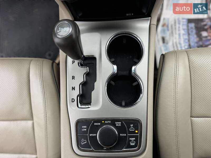 Внедорожник / Кроссовер Jeep Grand Cherokee 2012 в Киеве фото 64 Внедорожник / Кроссовер Jeep Grand Cherokee 2012 в Киеве