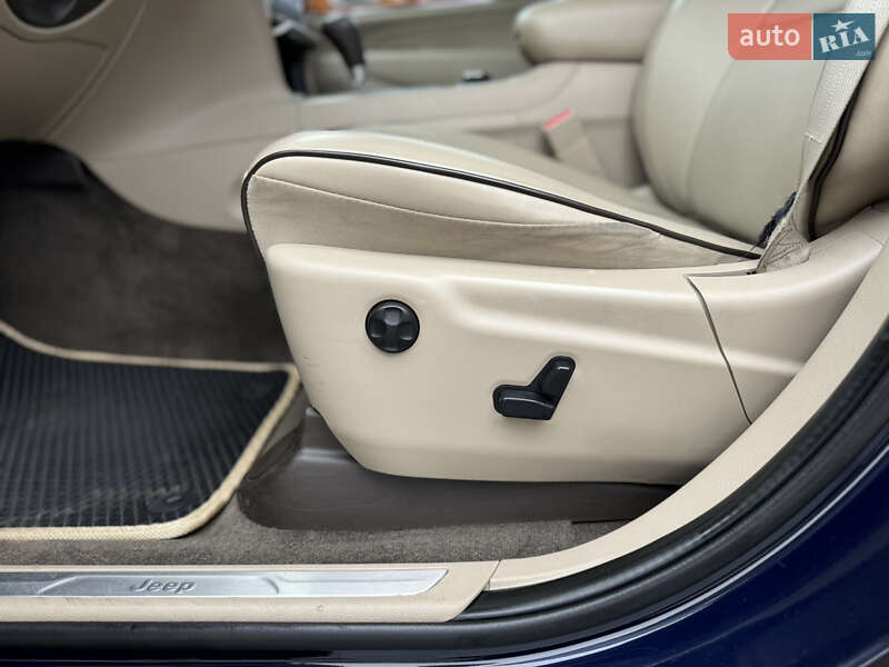 Внедорожник / Кроссовер Jeep Grand Cherokee 2012 в Киеве фото 66 Внедорожник / Кроссовер Jeep Grand Cherokee 2012 в Киеве