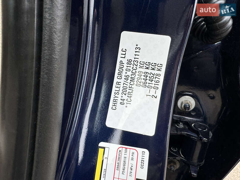 Внедорожник / Кроссовер Jeep Grand Cherokee 2012 в Киеве фото 87 Внедорожник / Кроссовер Jeep Grand Cherokee 2012 в Киеве