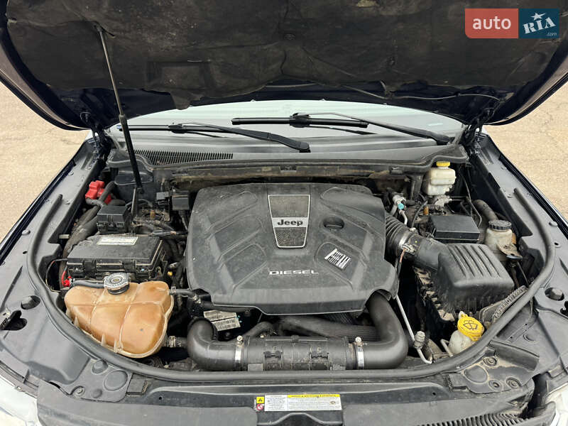 Внедорожник / Кроссовер Jeep Grand Cherokee 2012 в Киеве фото 95 Внедорожник / Кроссовер Jeep Grand Cherokee 2012 в Киеве