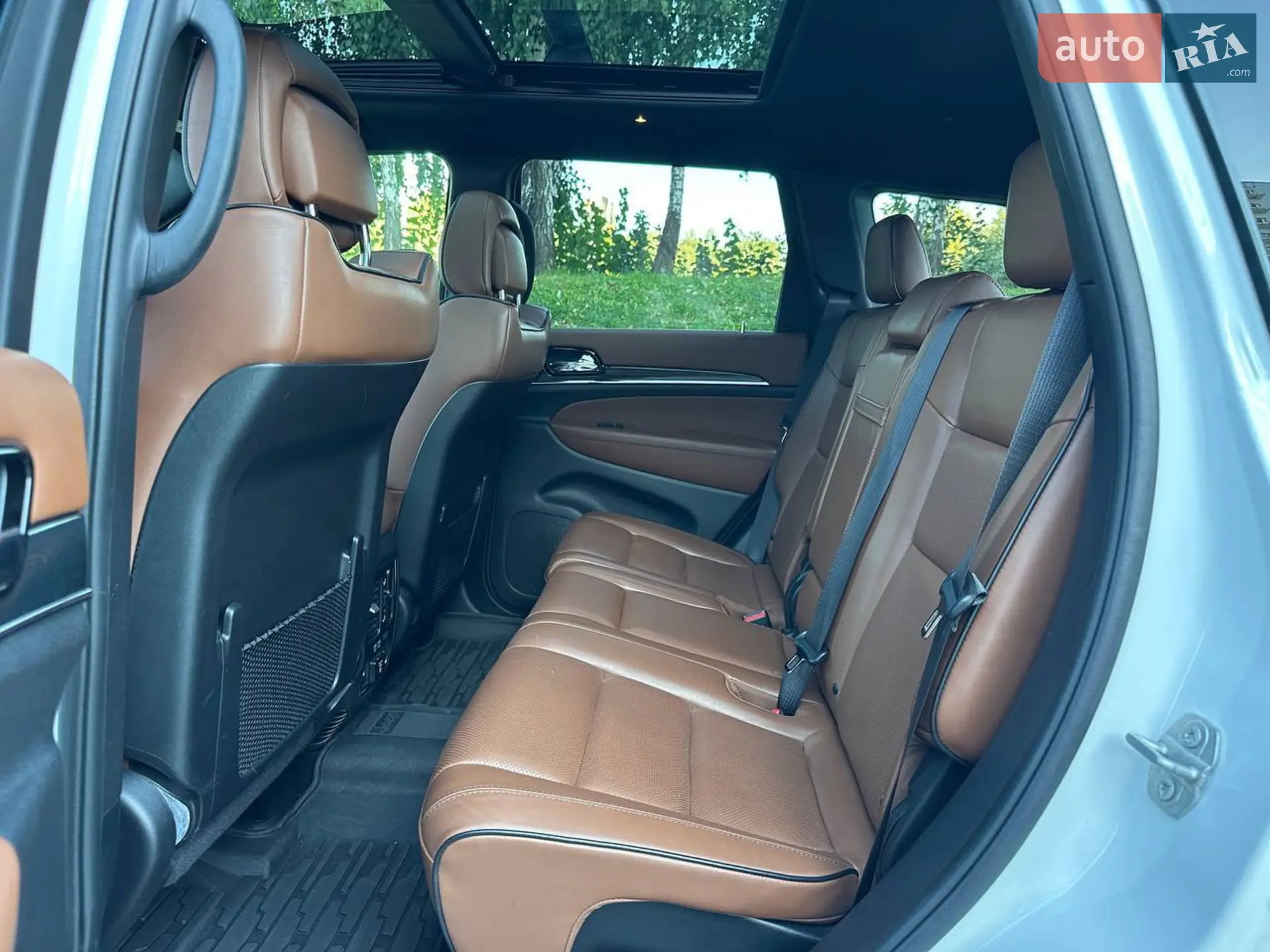 2020 Jeep Grand Cherokee - мініатюра 28