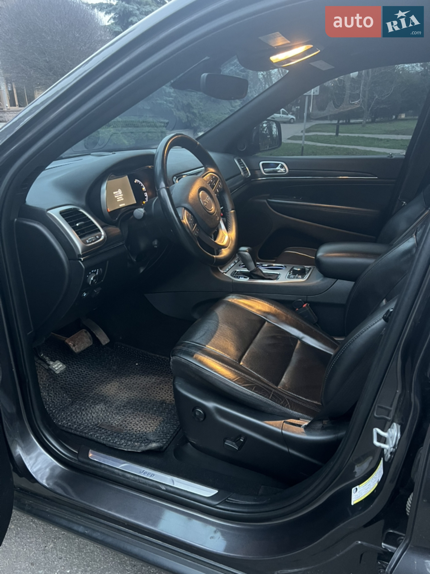 2019 Jeep Grand Cherokee - мініатюра 9