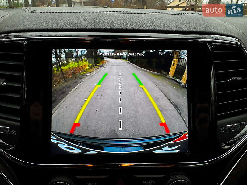 Внедорожник / Кроссовер Jeep Grand Cherokee 2018 в Киеве фото 25 Внедорожник / Кроссовер Jeep Grand Cherokee 2018 в Киеве