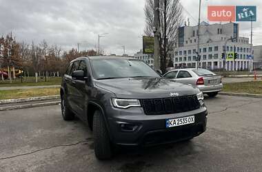 Внедорожник / Кроссовер Jeep Grand Cherokee 2021 в Киеве