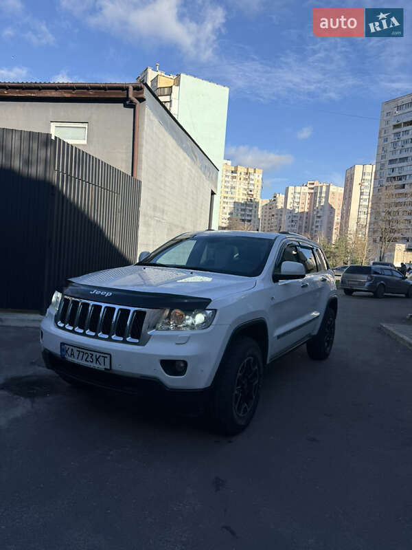 Jeep Grand Cherokee 2011 Jeep Grand Cherokee 2011