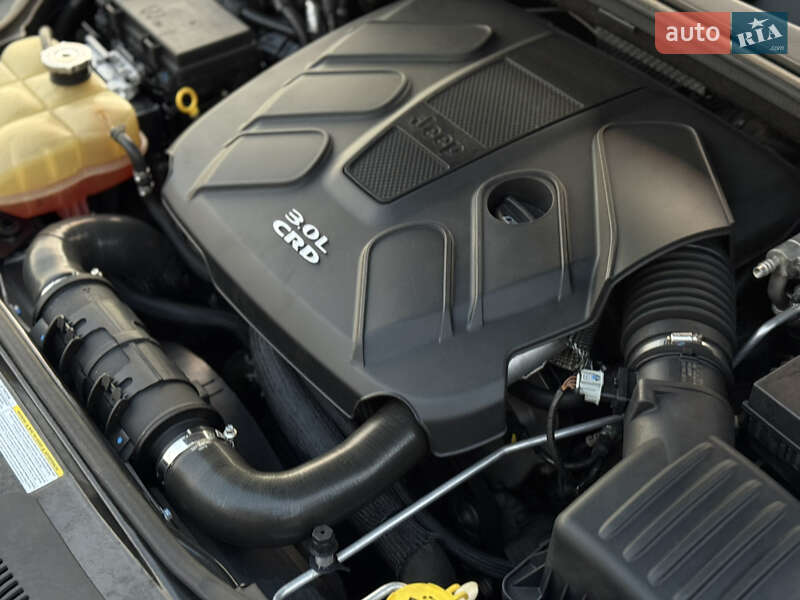 Внедорожник / Кроссовер Jeep Grand Cherokee 2011 в Киеве