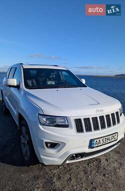 Позашляховик / Кросовер Jeep Grand Cherokee 2015 в Києві