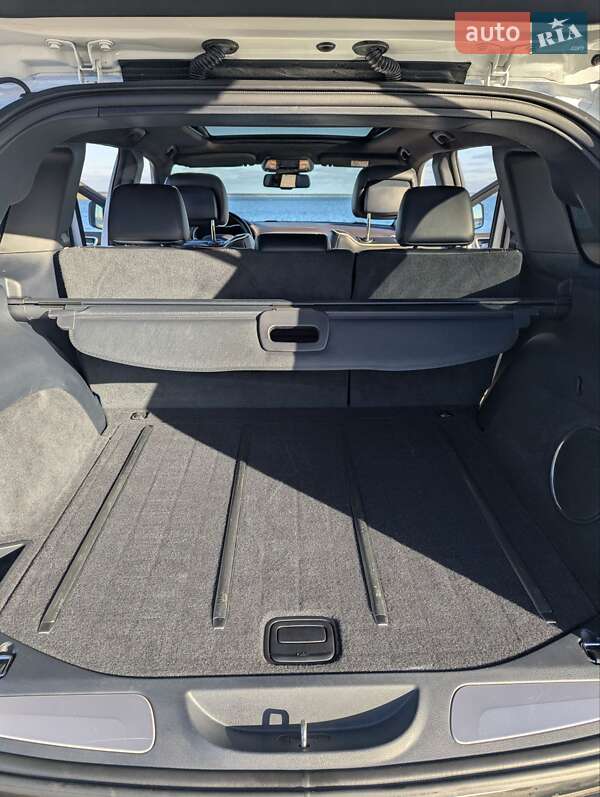 Позашляховик / Кросовер Jeep Grand Cherokee 2015 в Києві фото 14 Позашляховик / Кросовер Jeep Grand Cherokee 2015 в Києві