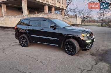 Позашляховик / Кросовер Jeep Grand Cherokee 2017 в Києві