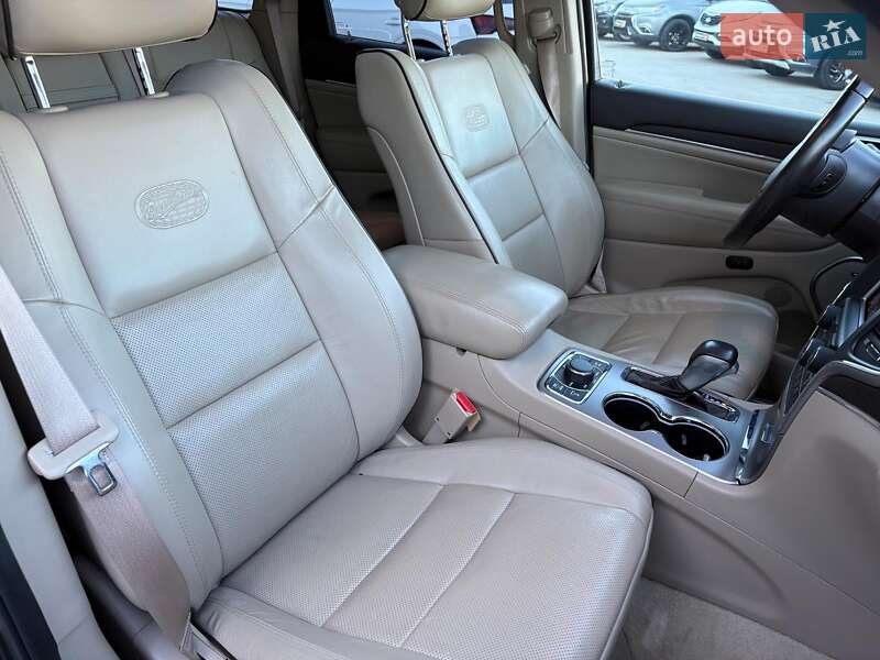 Позашляховик / Кросовер Jeep Grand Cherokee 2018 в Львові фото 38 Позашляховик / Кросовер Jeep Grand Cherokee 2018 в Львові