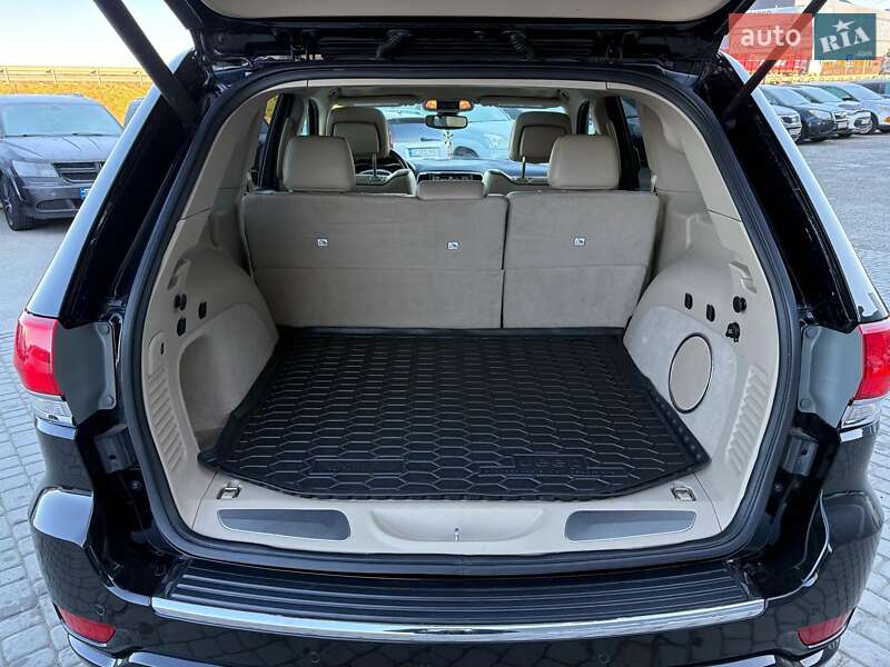 Позашляховик / Кросовер Jeep Grand Cherokee 2018 в Львові фото 46 Позашляховик / Кросовер Jeep Grand Cherokee 2018 в Львові