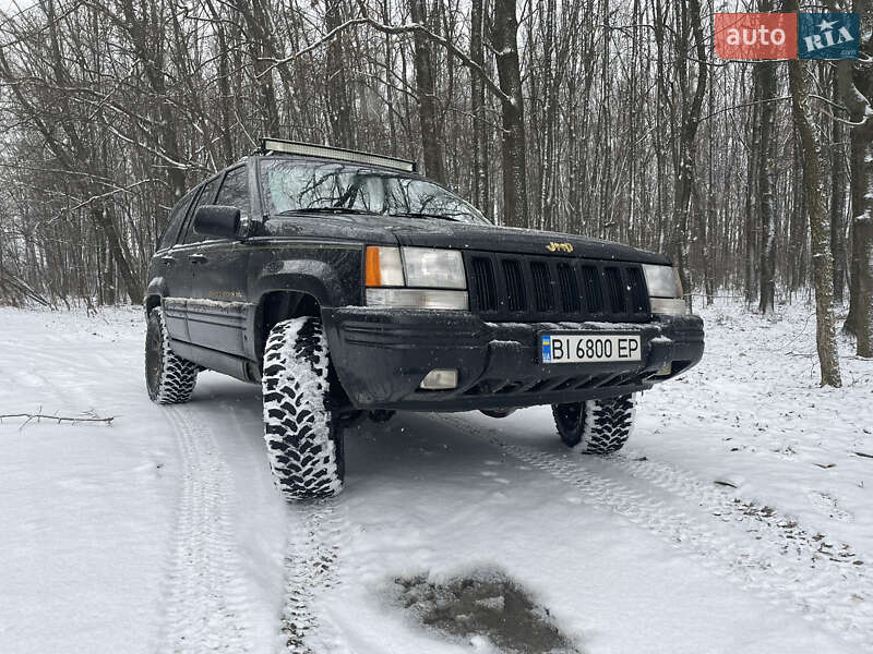 Позашляховик / Кросовер Jeep Grand Cherokee 1997 в Полтаві