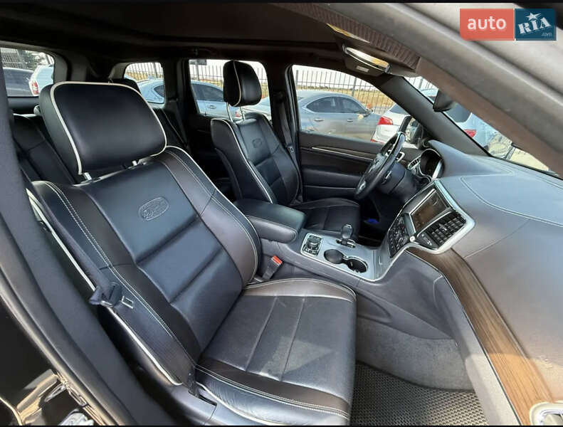Внедорожник / Кроссовер Jeep Grand Cherokee 2013 в Одессе