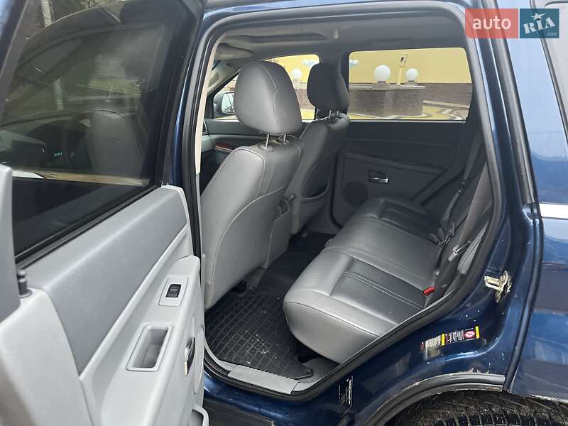 Позашляховик / Кросовер Jeep Grand Cherokee 2005 в Чернівцях