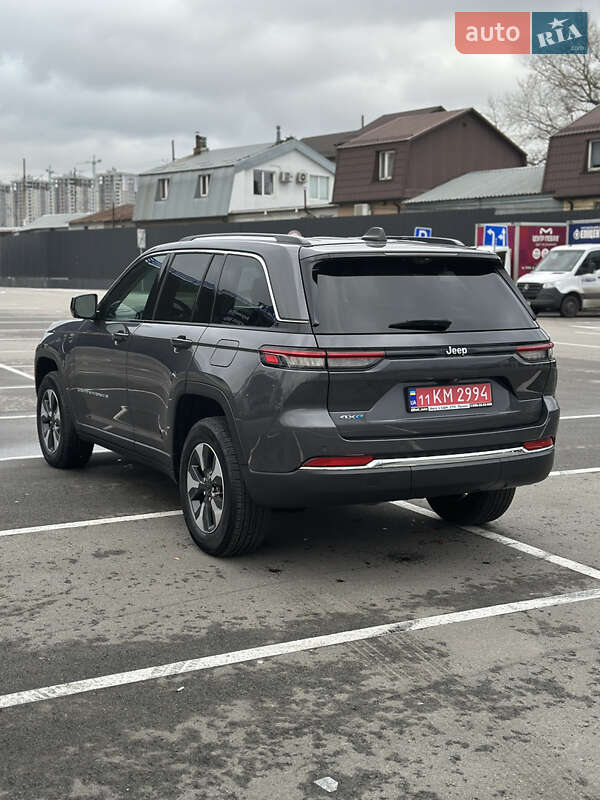 Внедорожник / Кроссовер Jeep Grand Cherokee 2022 в Киеве