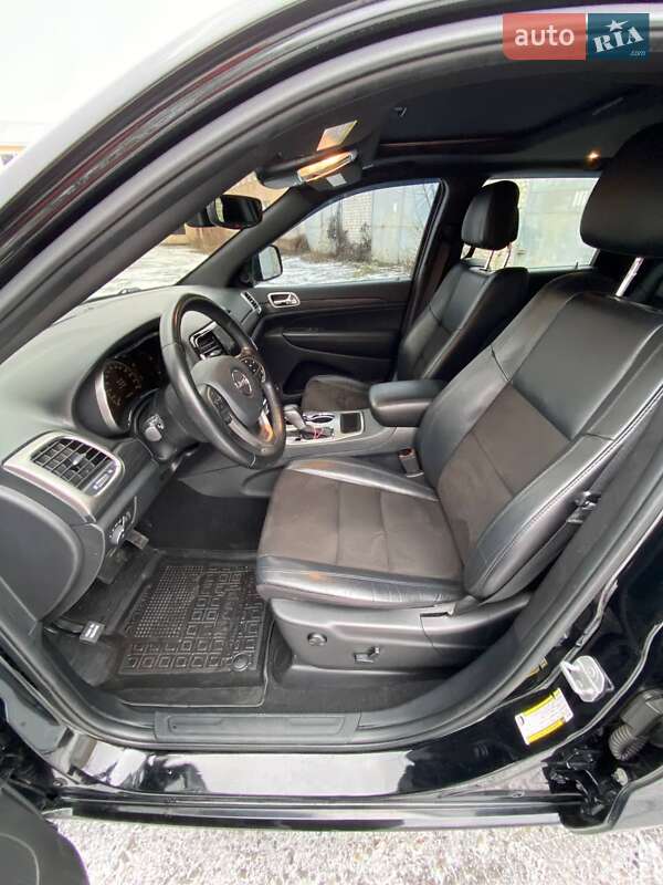 Внедорожник / Кроссовер Jeep Grand Cherokee 2020 в Глухове