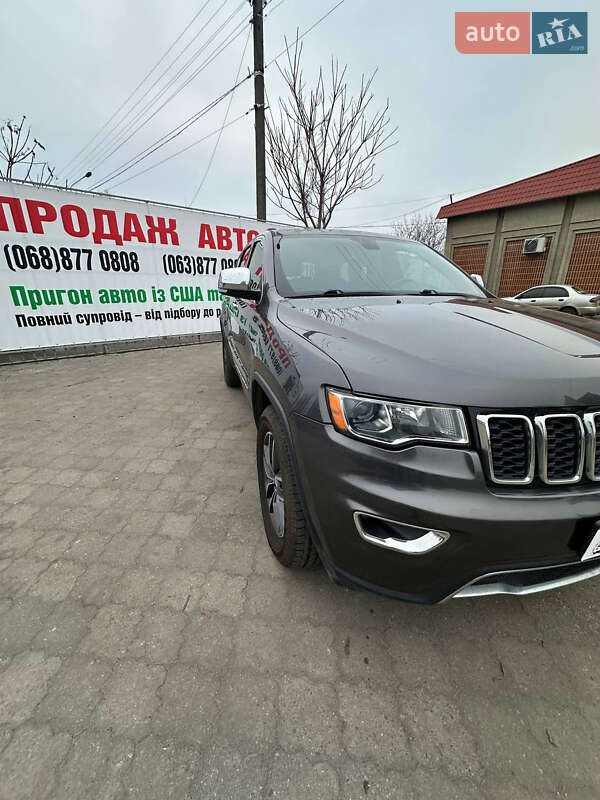 Внедорожник / Кроссовер Jeep Grand Cherokee 2018 в Черкассах